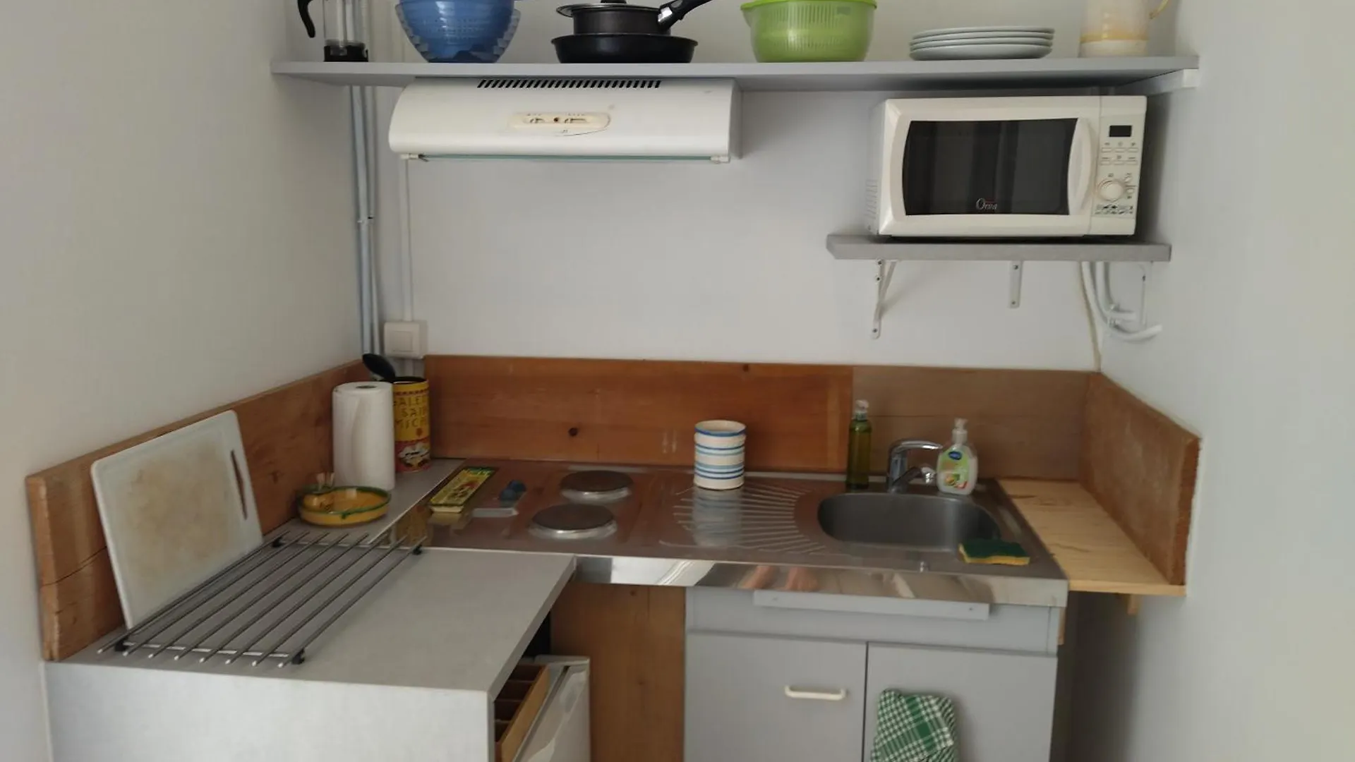 Studio Independant Dans Charmante Bastide Mallemort