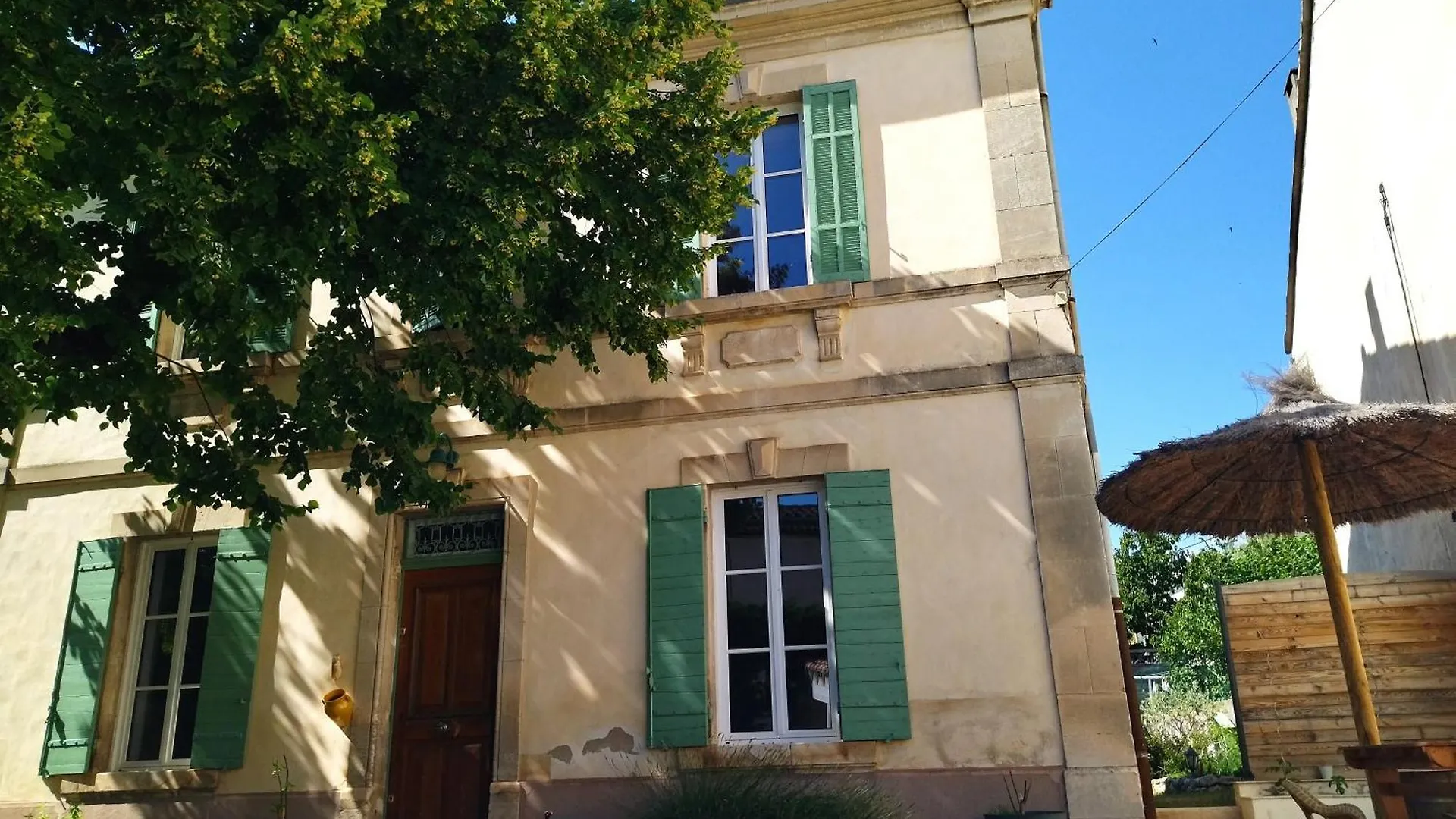 Studio Independant Dans Charmante Bastide Mallemort 0*,  France